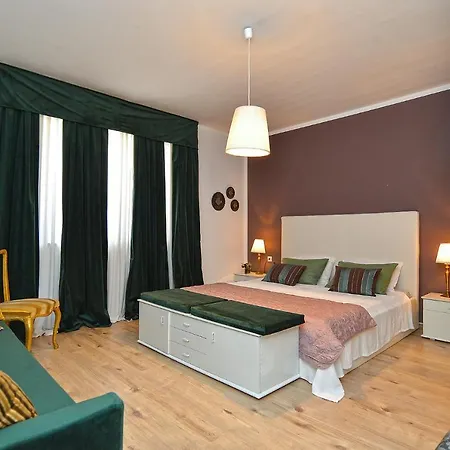 House Desanka 2102 *