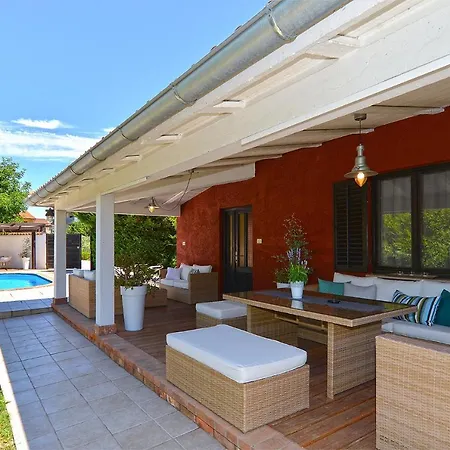 House Desanka 2102 *