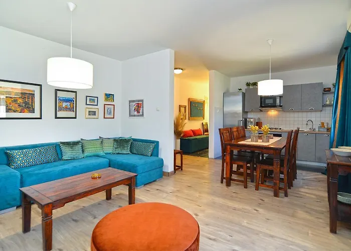 House Desanka 2102 * Pula