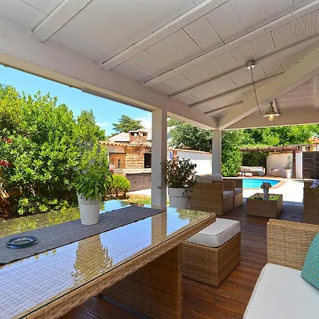 House Desanka 2102 普拉